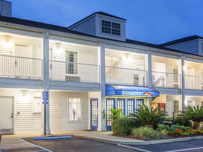 Baymont Inn & Suites Valdosta at Valdosta Mall