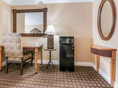 Quality Inn & Suites Atlanta Airport South