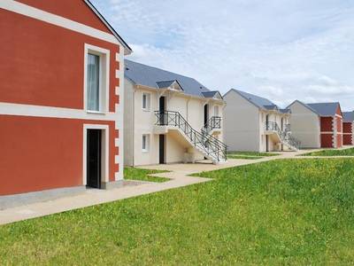 Villa Bellagio Amboise by Popinns