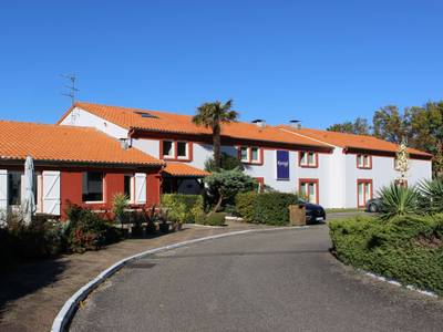 Kyriad Bordeaux Lormont