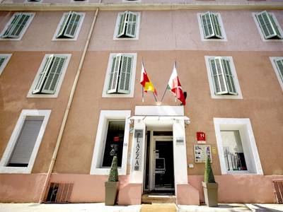 Hotel Kyriad Nimes Centre