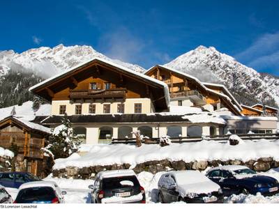 Almwellness-Resort Tuffbad