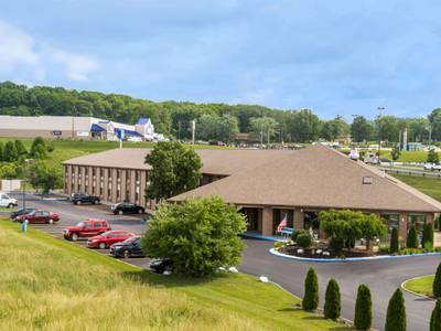 Baymont Inn & Suites Lancaster