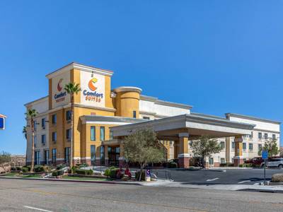 Comfort Suites At the Barstow Outlets