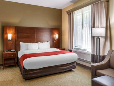 Comfort Suites Eugene