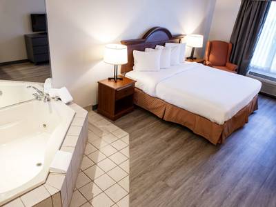 Country Inn & Suites by Radisson, Harrisburg West, PA