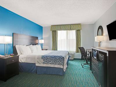 Days Inn Dallas Garland West