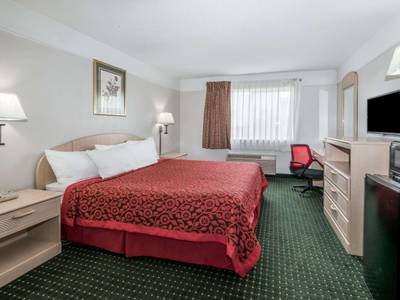 Days Inn Kansas City International Airport