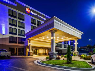 Best Western Plus Hanes Mall Hotel