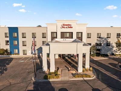Hampton Inn & Suites Greeley