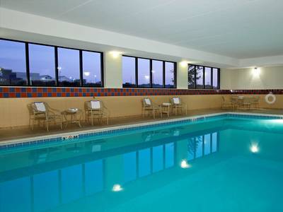 Hampton Inn & Suites Madisonville