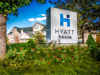 HYATT house Herndon