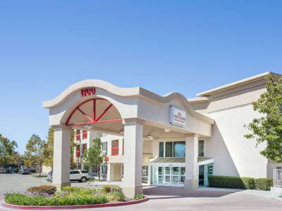 Hawthorn Suites by Wyndham Livermore Wine Country