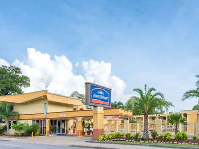 Howard Johnson Express Inn - Lake Charles