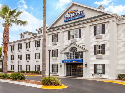 Baymont Inn & Suites Jacksonville / at Butler Blvd.