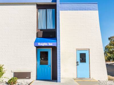 Knights Inn Dayton North Airport