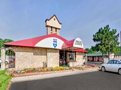 Knights Inn Madison Heights