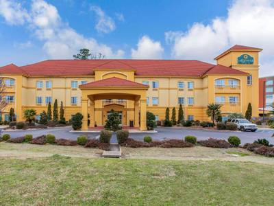La Quinta Inn & Suites Fultondale Birmingham North