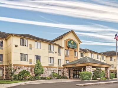 La Quinta Inn & Suites Woodlands South