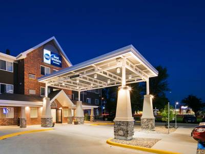 Best Western Harvest Inn & Suites