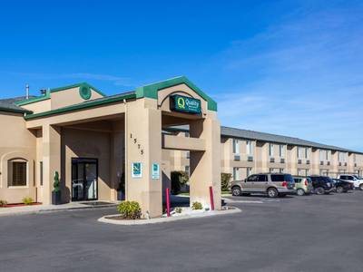 Mr Sandman Inn & Suites