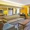 Microtel Inn & Suites by Wyndham Gatlinburg