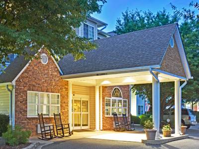 Microtel Inn & Suites by Wyndham Cherokee