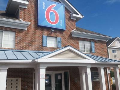 Suburban Extended Stay Hotel