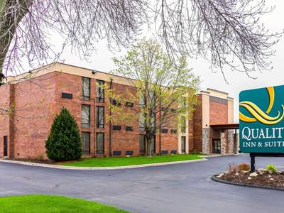 Quality Inn & Suites Arden Hills - Saint Paul North