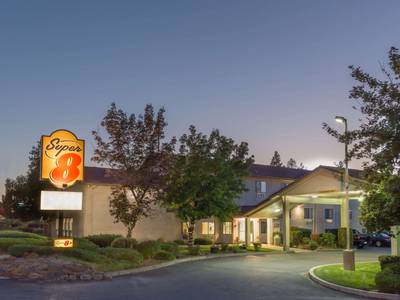 Super 8 Motel - Bend