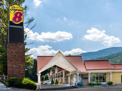 Super 8 Caryville TN