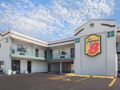 Super 8 Chicago/Rosemont/O'Hare/SE