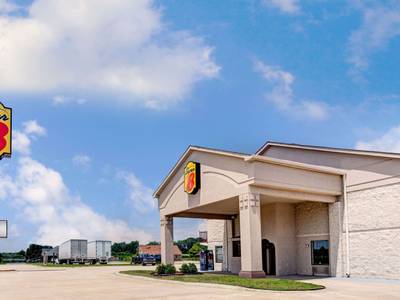 Super 8 Clarksville East