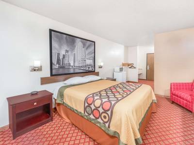 Super 8 Motel - Marshall