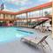 Howard Johnson Inn & Suites San Diego Area/Chula Vista