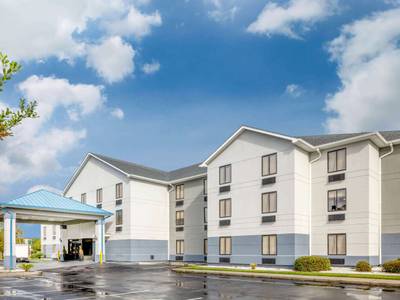 Travelodge Suites Savannah Pooler