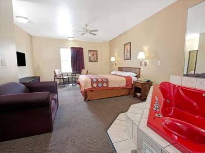 Super 8 St. Louis Airport