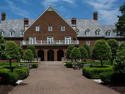 The Founders Inn and Spa