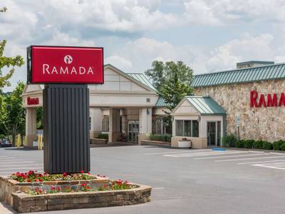 Ramada State College Hotel & Conference Center