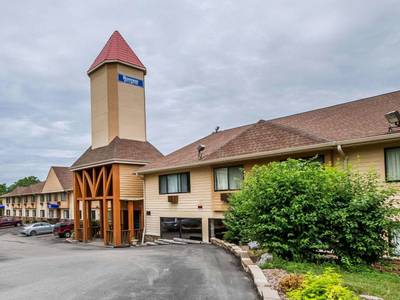 Rodeway Inn & Suites WI Madison-Northeast