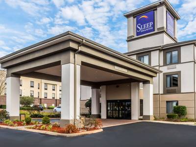 Sleep Inn & Suites