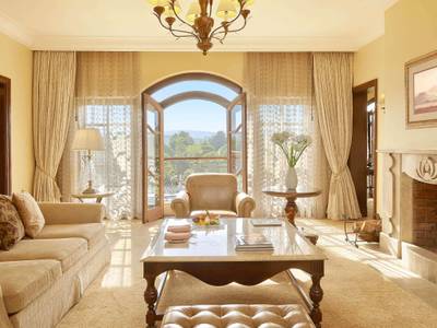 Fairmont Mount Kenya Safari Club