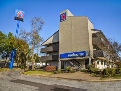 Motel 6 Memphis Downtown