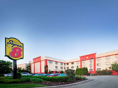 Super 8 Mahwah