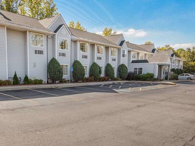 Motel 6 Greenville Simpsonville