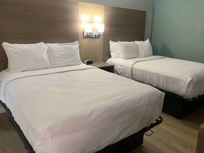 Arbor Suites at the Mall