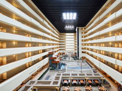 DoubleTree by Hilton Hotel Fresno Convention Center