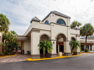 Days Inn & Suites Orlando Airport
