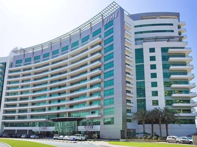 Time Oak Hotel & Suites