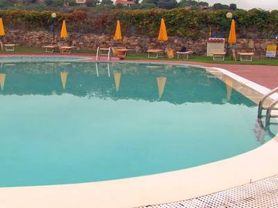 Bungalow Club Village